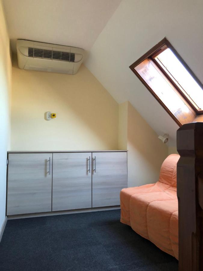 Hotel Grantek Ueduelohaz à Balatonlelle Extérieur photo